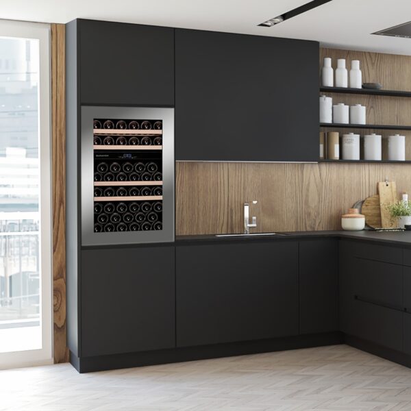 DUNAVOX DAVG-49.116 vinski ormar – klasična verziјa