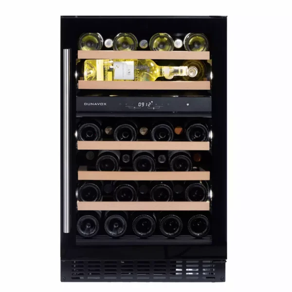DUNAVOX DAUF-38.100DB unutrašnjost vinskog ormara sa drvenim policama