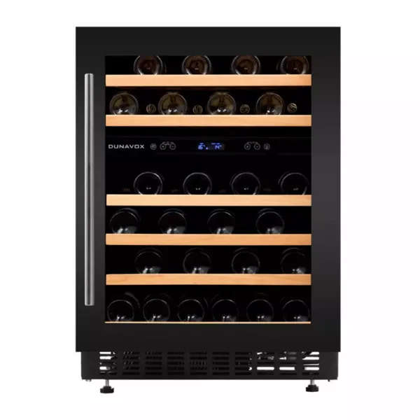 DUNAVOX DAUF-46.145DB unutrašnjost vinskog ormara sa drvenim policama