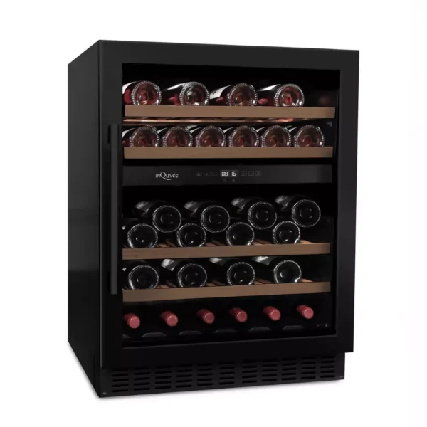 mQuvee WCD60AB-700 unutrašnjost vinskog ormara sa drvenim policama
