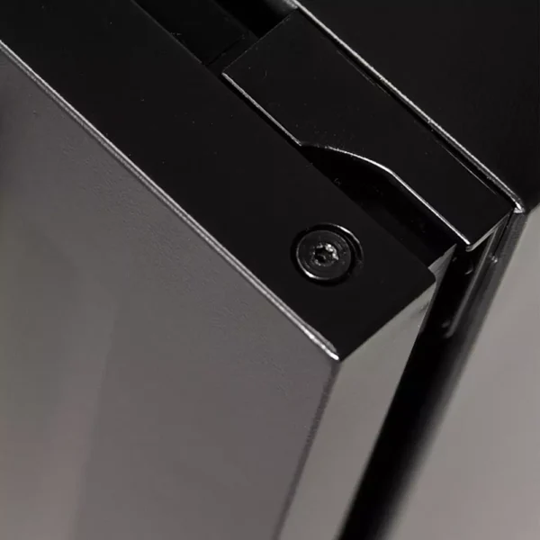 mQuvee WCS15AB-700 vinski ormar, crna staklena vrata