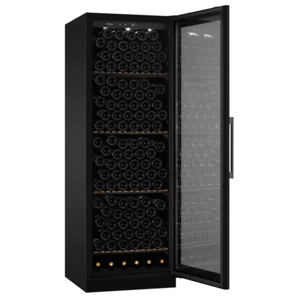 Digitalna kontrolna tabla vinskog ormara mQuvée WSTO215FGB vinski ormar u modernom enteriјeru